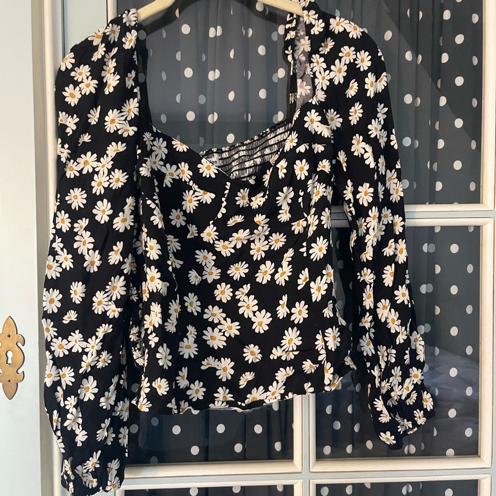 Reformation Black top with White Daisy Print